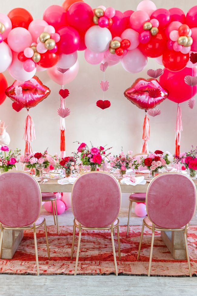 Valentine's Day Decor Tour