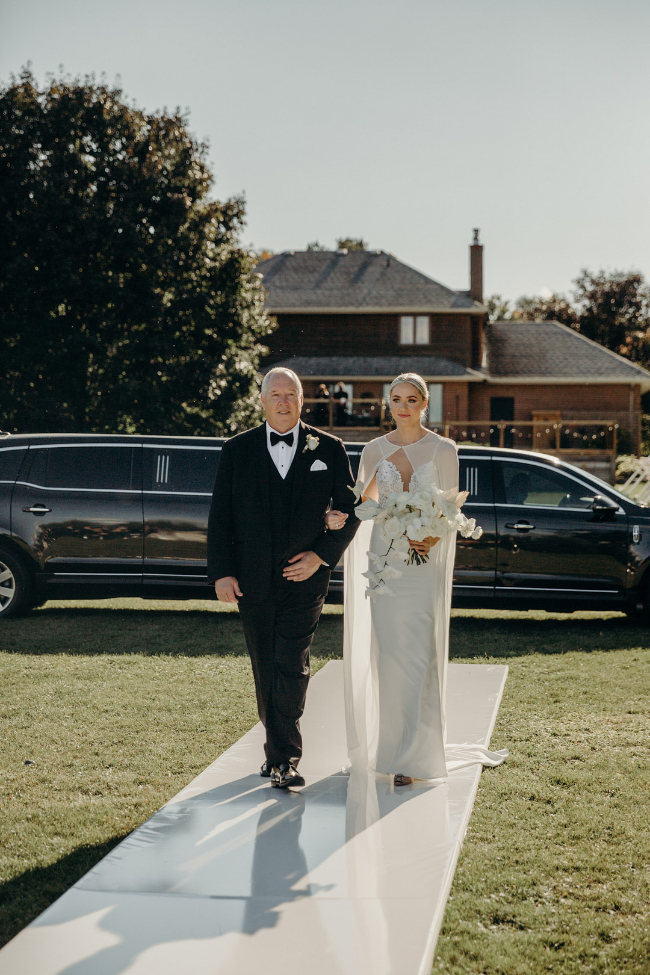Glamorous Backyard Wedding On A Family Estate