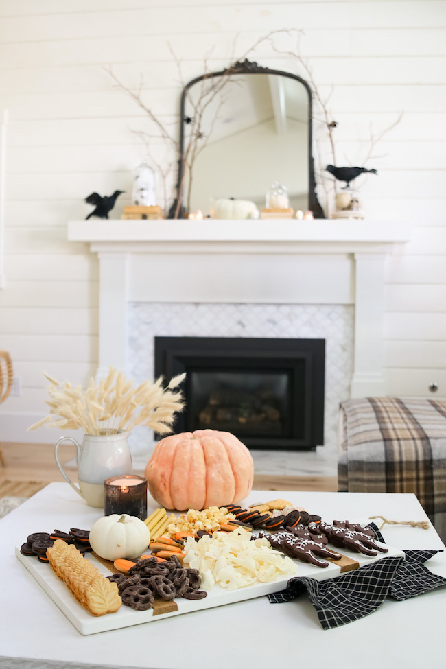 Your Guide To Hosting A Tasteful Halloween Party