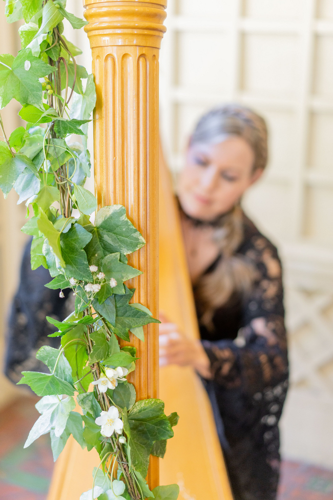 Taylor Swift & Terracotta Styled Shoot