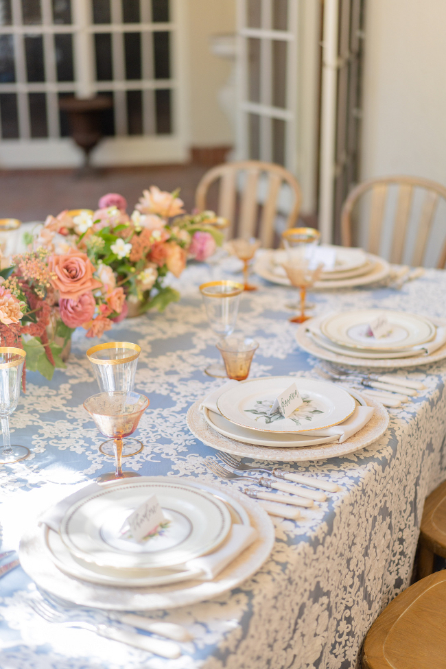 Taylor Swift & Terracotta Styled Shoot