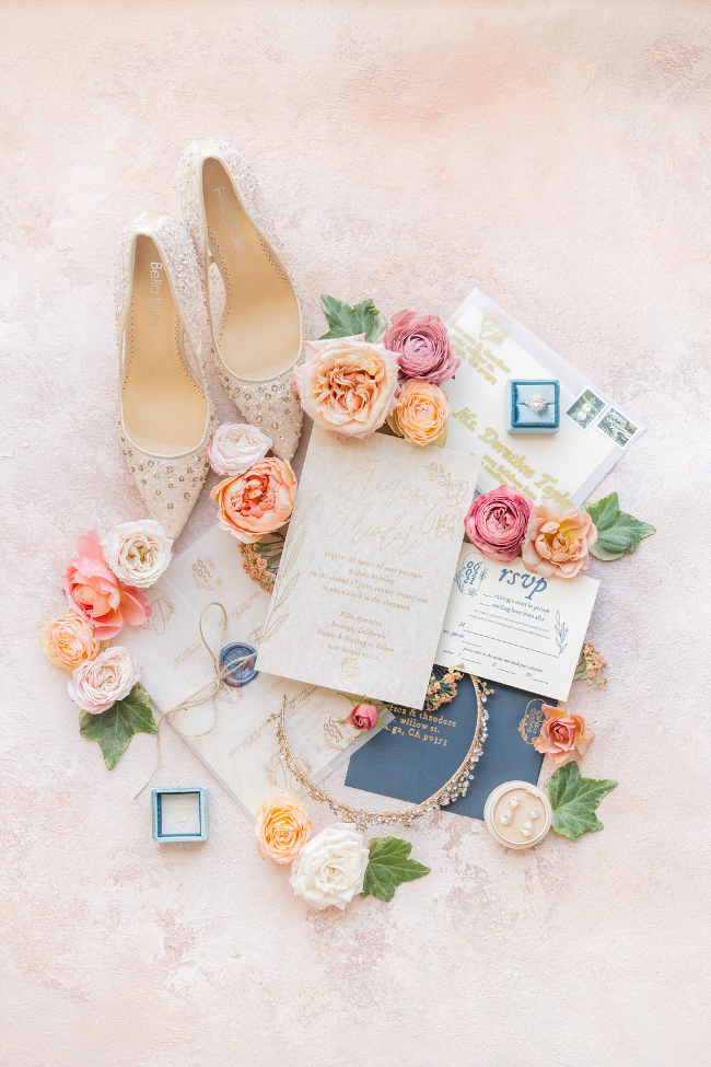 Taylor Swift & Terracotta Styled Shoot