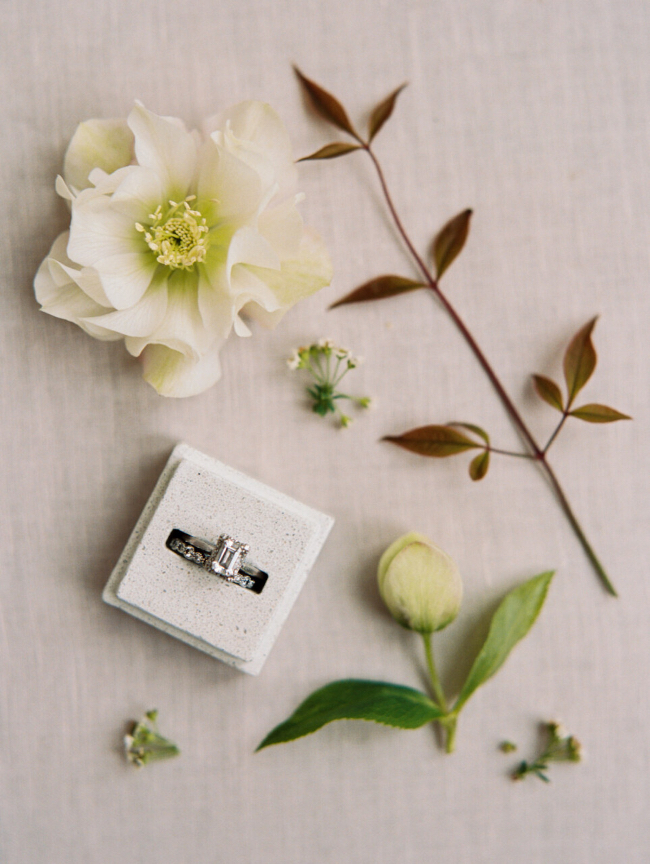 Elegant Black & White Dallas Wedding Shoot