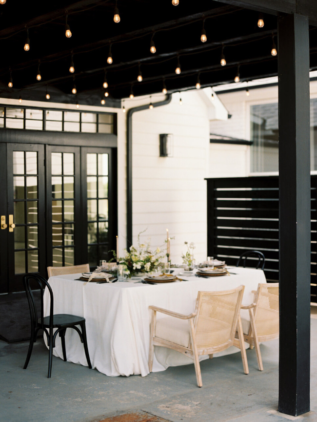 Elegant Black & White Dallas Wedding Shoot