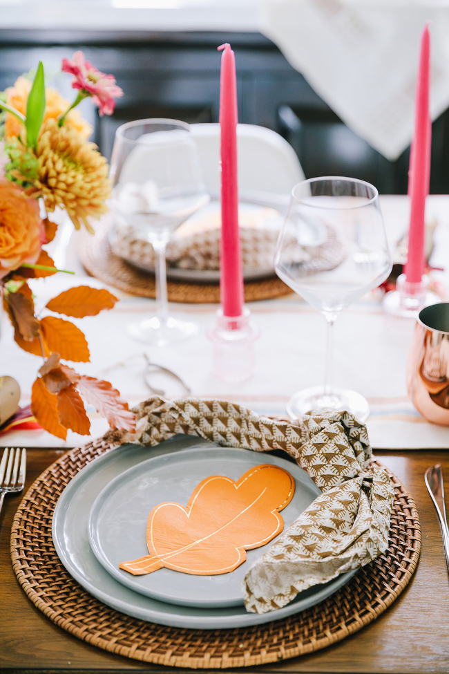 A Modern & Colorful 2021 Thanksgiving Celebration