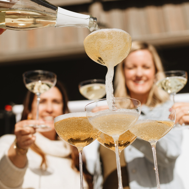 10 Creative New Year's Eve Party Themes