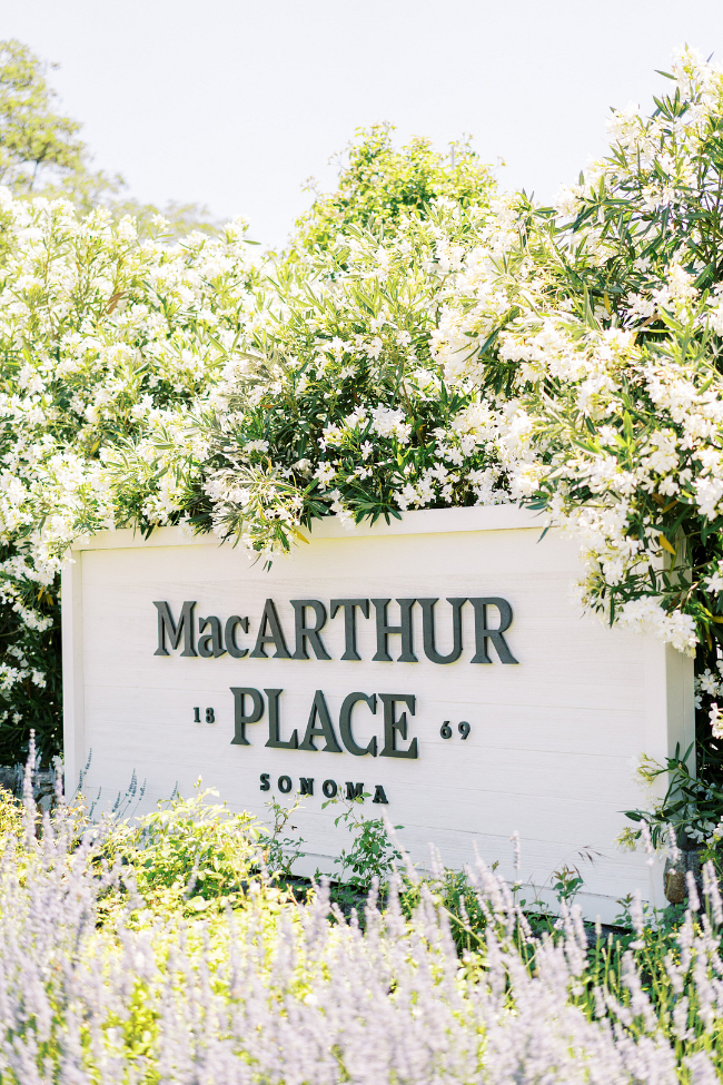 Timeless Black & White Sonoma Garden Wedding
