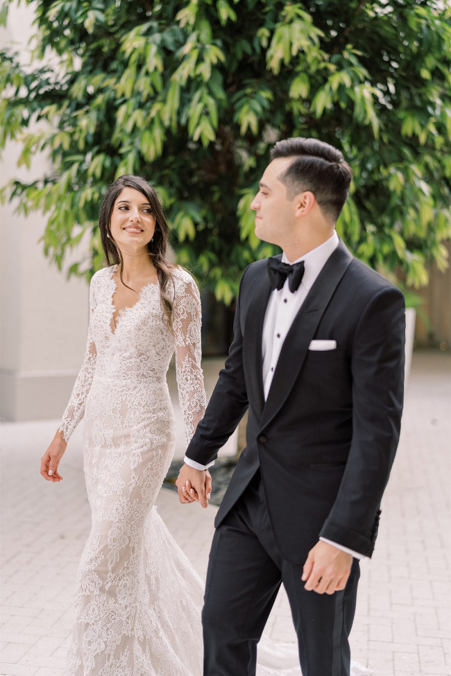 Stunning Shades Of Winter White Miami Wedding