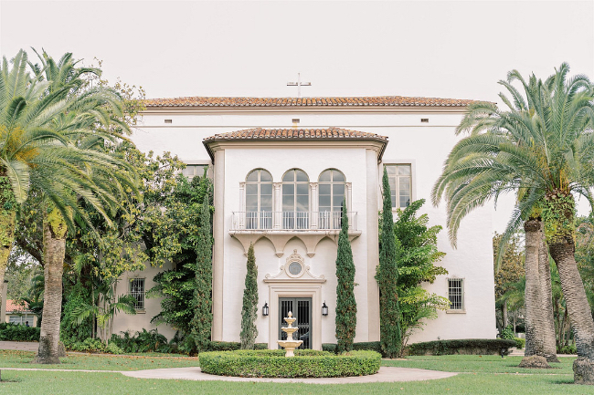 Stunning Shades Of Winter White Miami Wedding