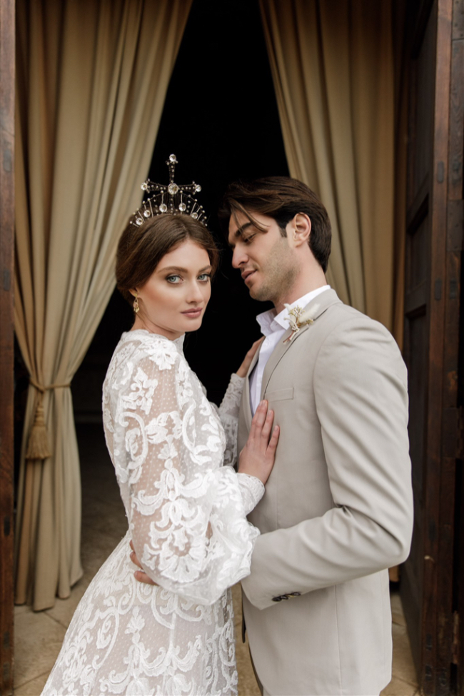 Luxurious & Romantic Burgundy Italian Wedding