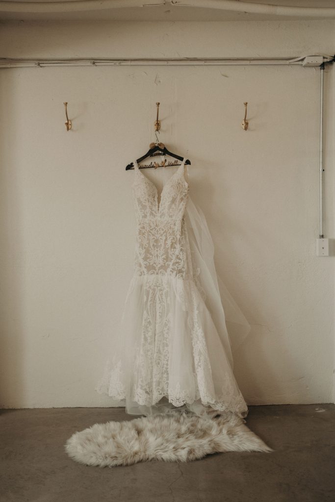 Everything's Bigger In Texas Big Fake Wedding Dallas