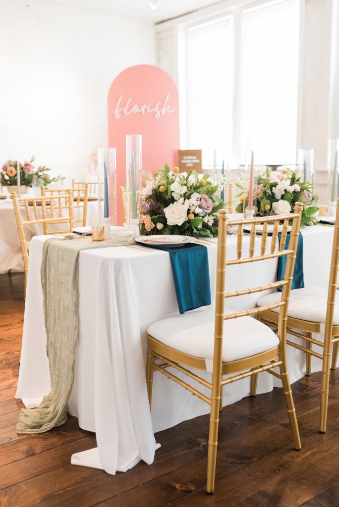 Everything's Bigger In Texas Big Fake Wedding Dallas