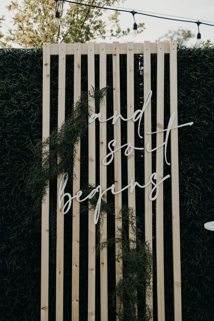 Everything's Bigger In Texas Big Fake Wedding Dallas