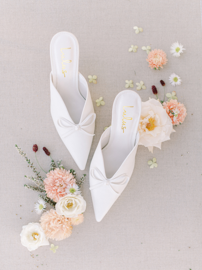 Heirloom Whimsical Prairie-Styled Editorial