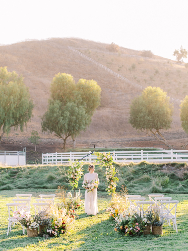 Heirloom Whimsical Prairie-Styled Editorial