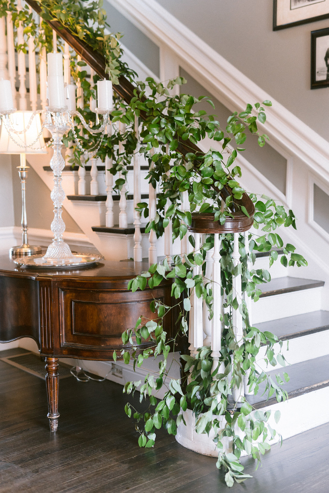 Modern & Simplistic Colorado Historic Estate Wedding