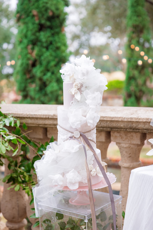 French Romance Editorial At The Bella Collina