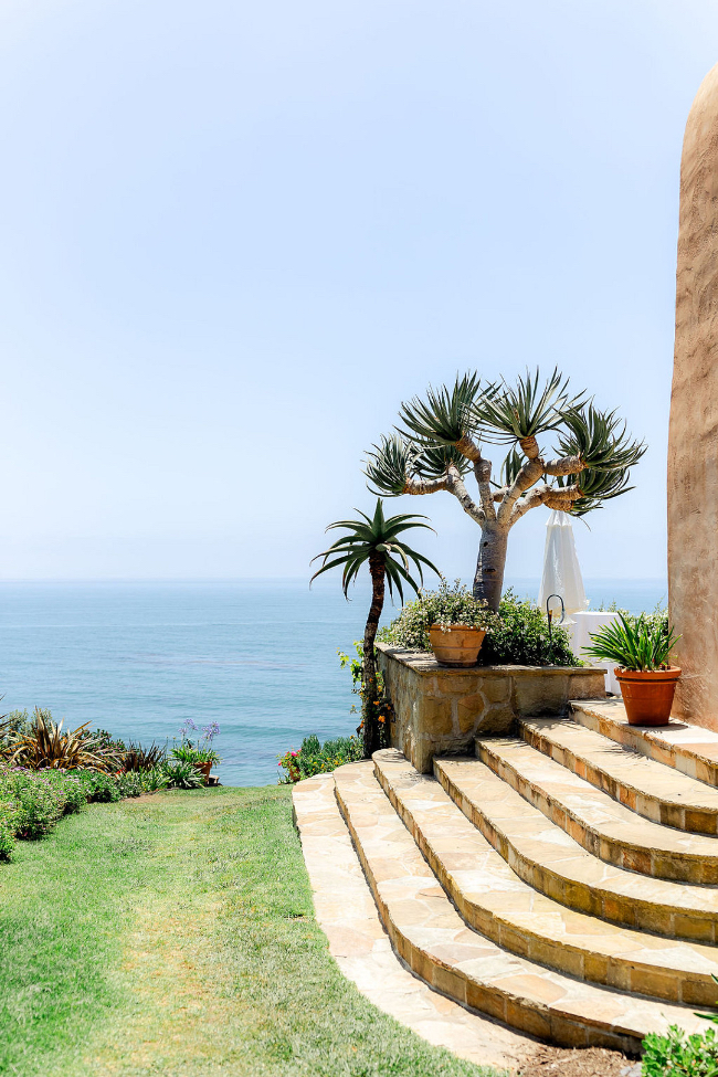 Santa Barbara Wedding On A Cliff-Side Estate