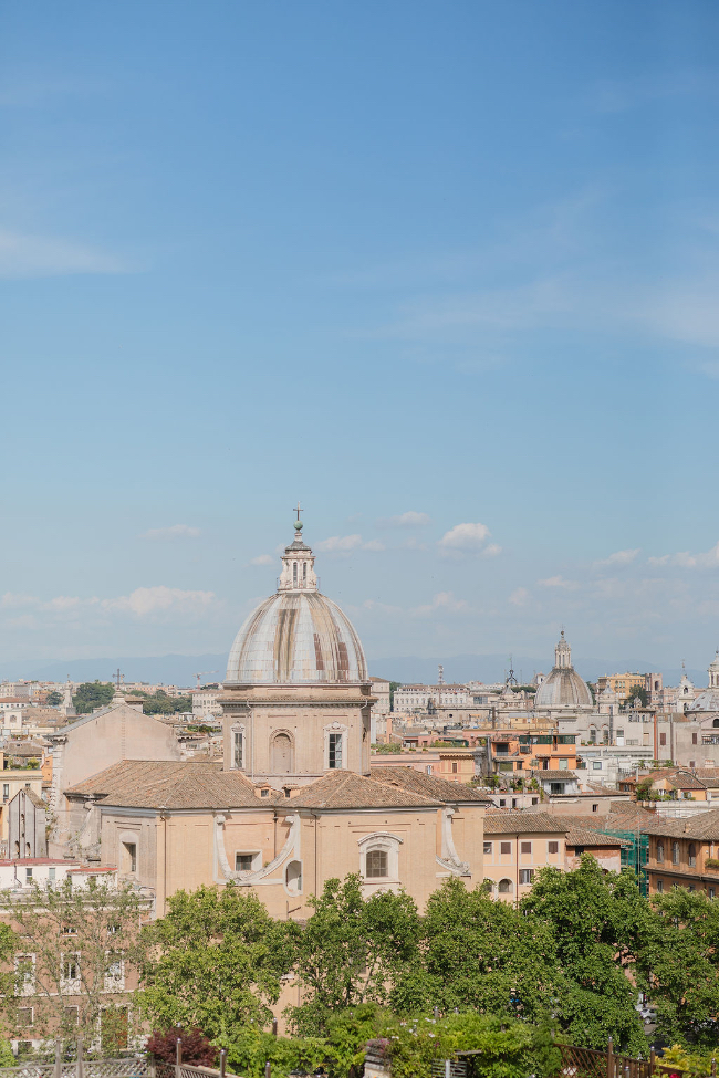 Breathtaking Elopement In The Romance Of Rome