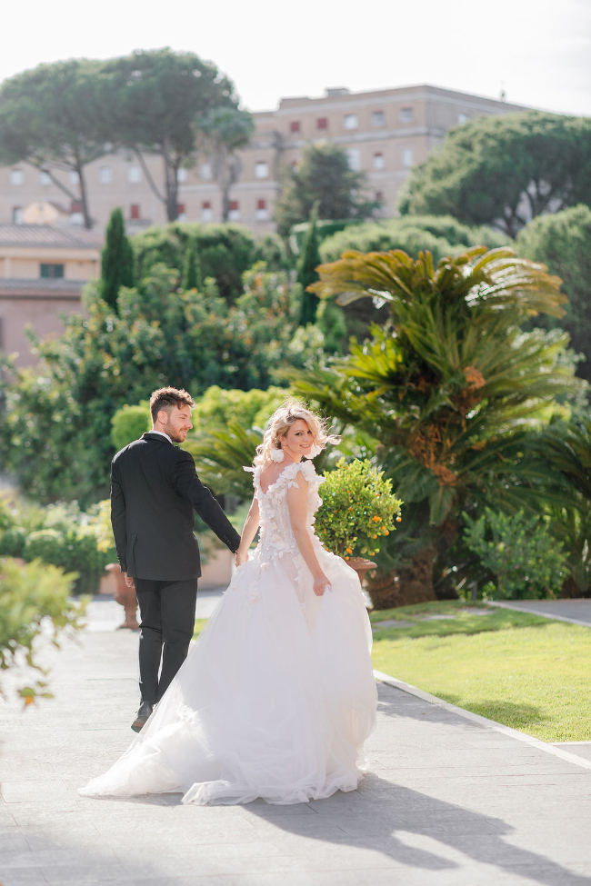 Breathtaking Elopement In The Romance Of Rome